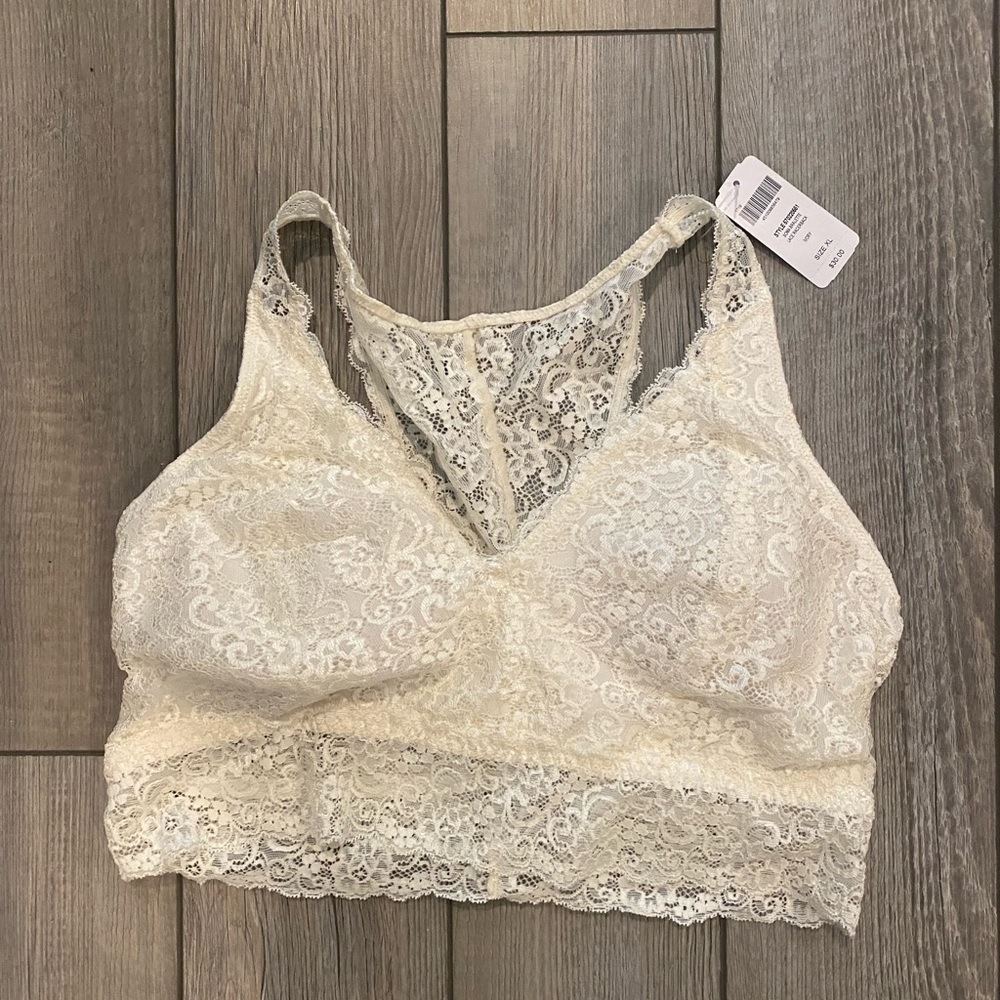 Soma White lace bralette